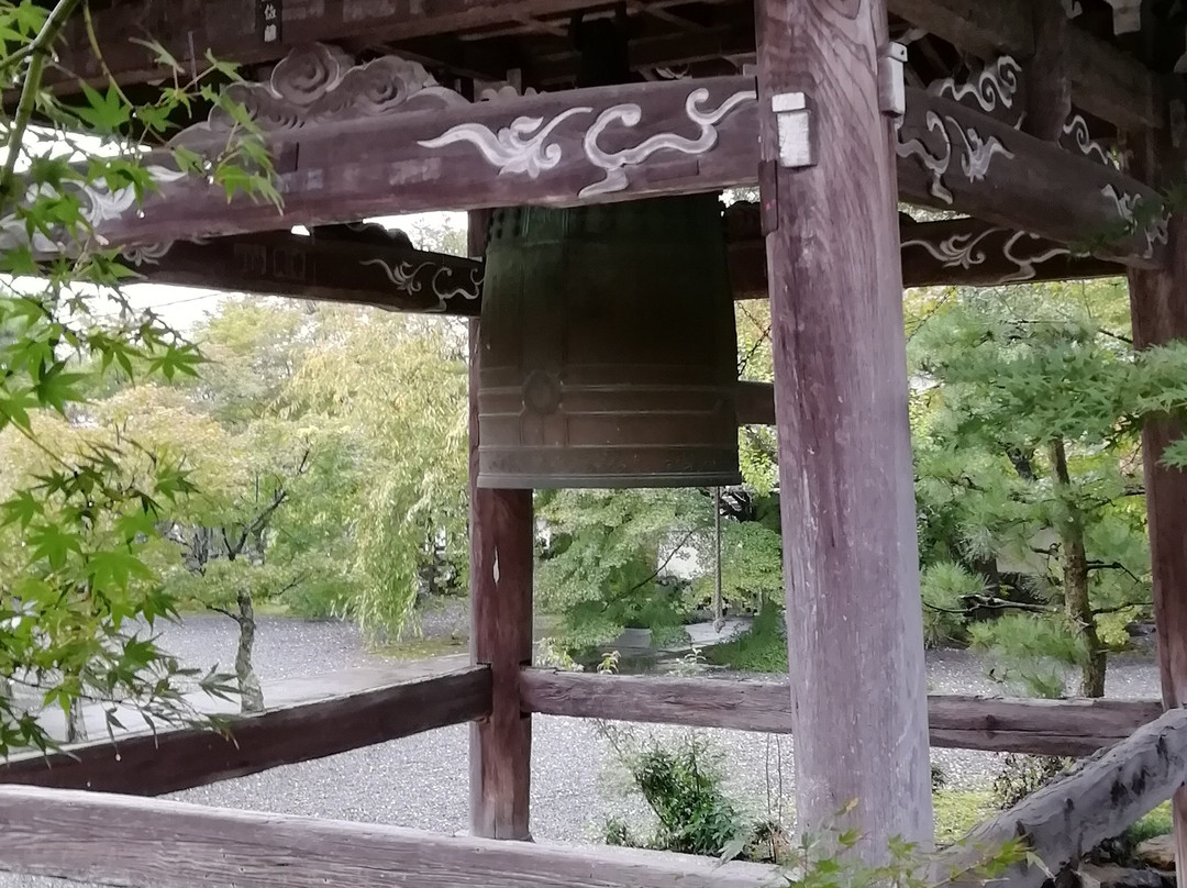 Anao-ji Temple-龟冈市必去景点