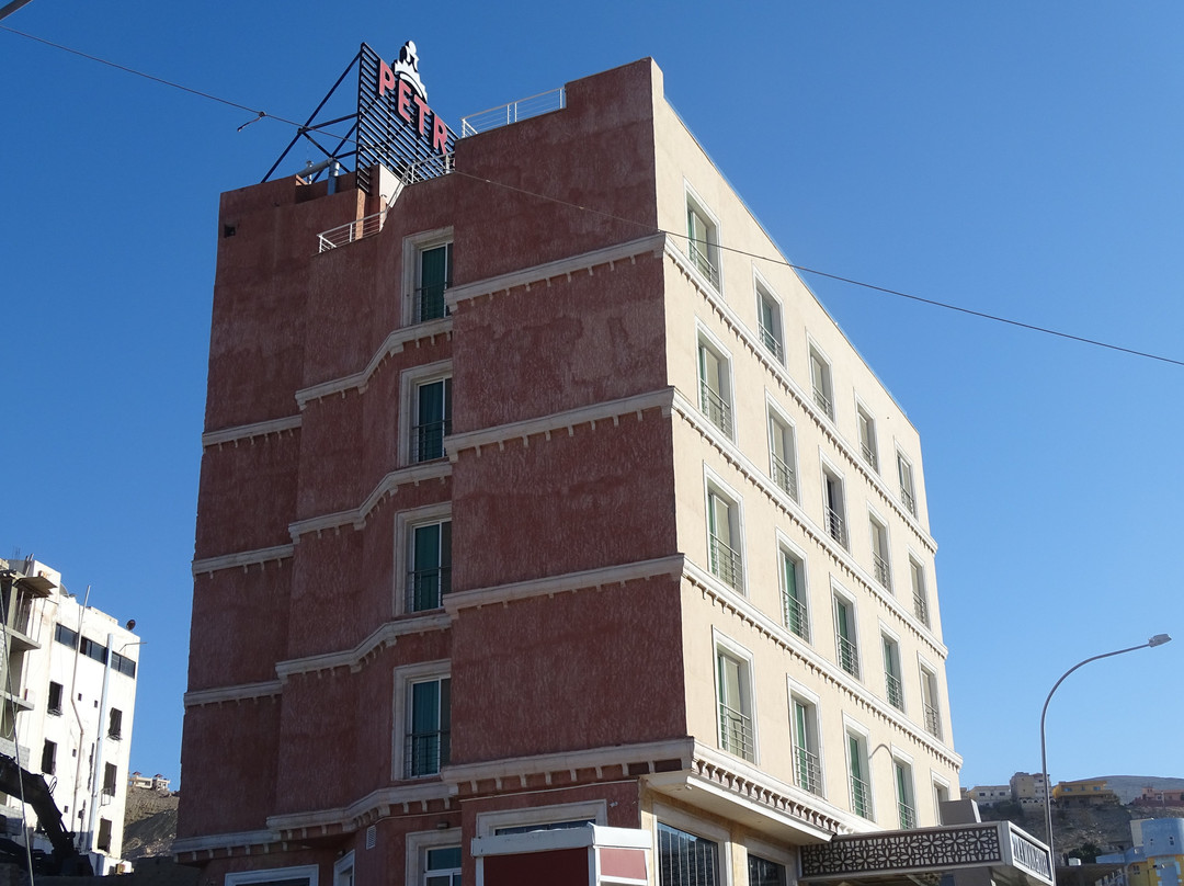 佩特拉月亮酒店主图