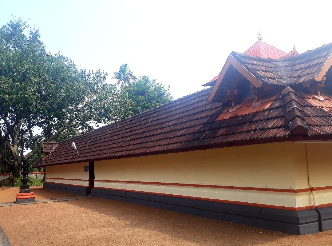 Kaduthuruthy Shiva Temple-柯钦必去景点