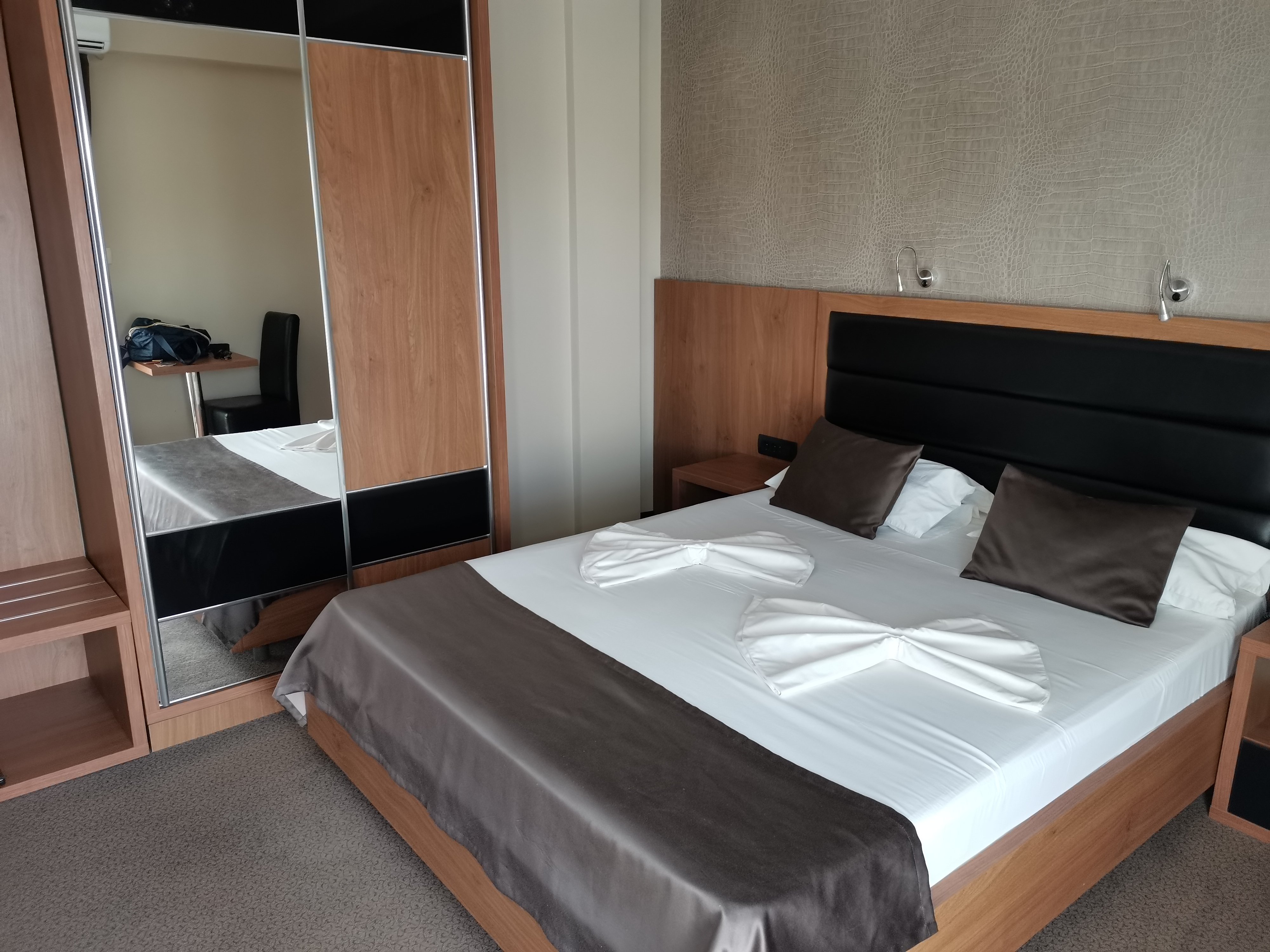 Hotel Crnogorska Kuca-官方