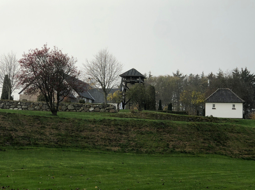 Tversted Kirke景点图片