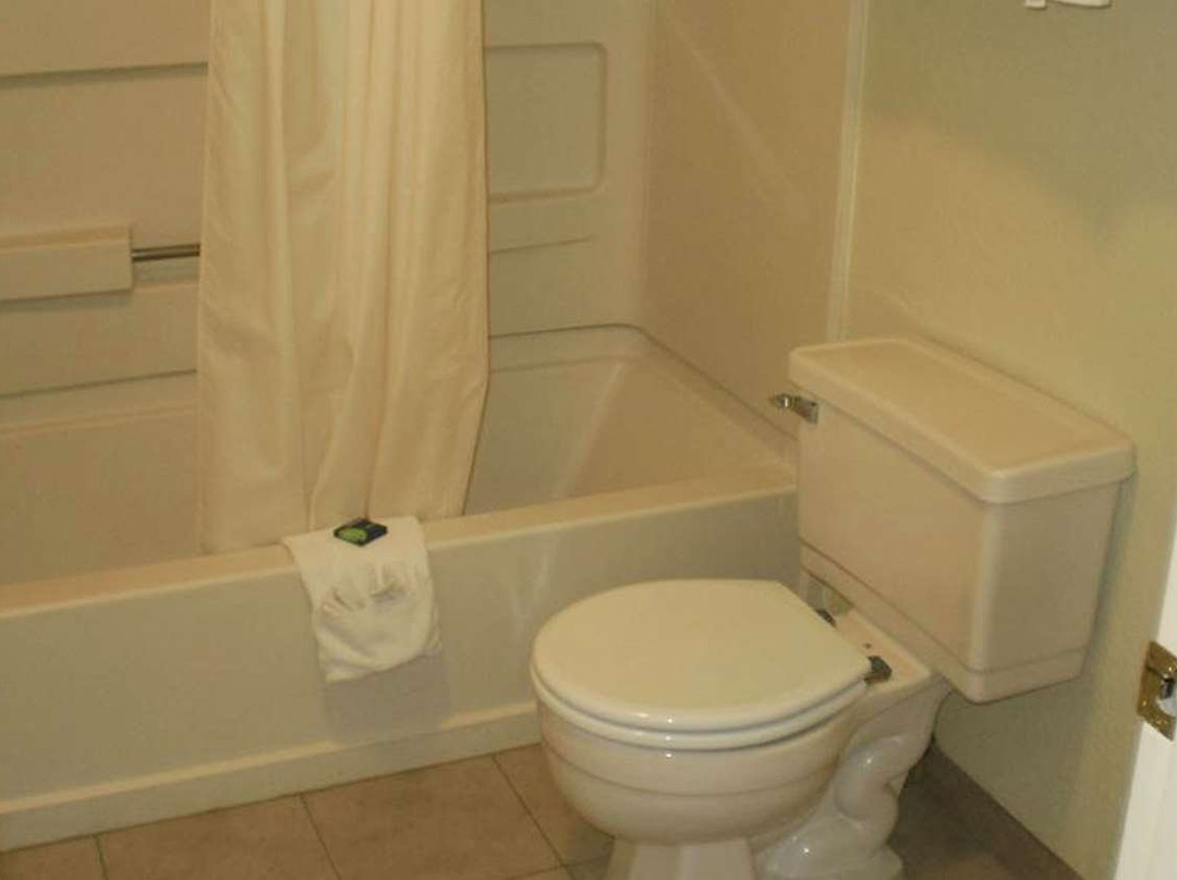 Magnuson Hotel Ely主图