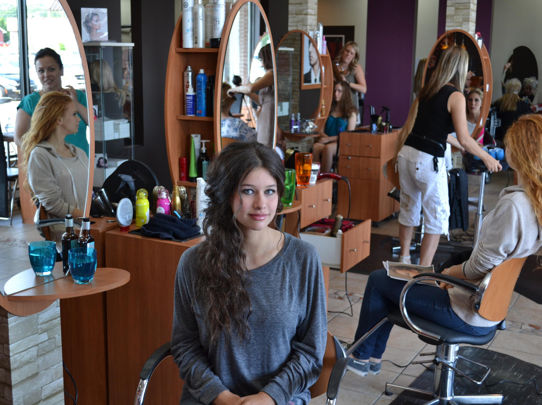 Esthetique Coiffure Manuela-Sainte-Therese必去景点