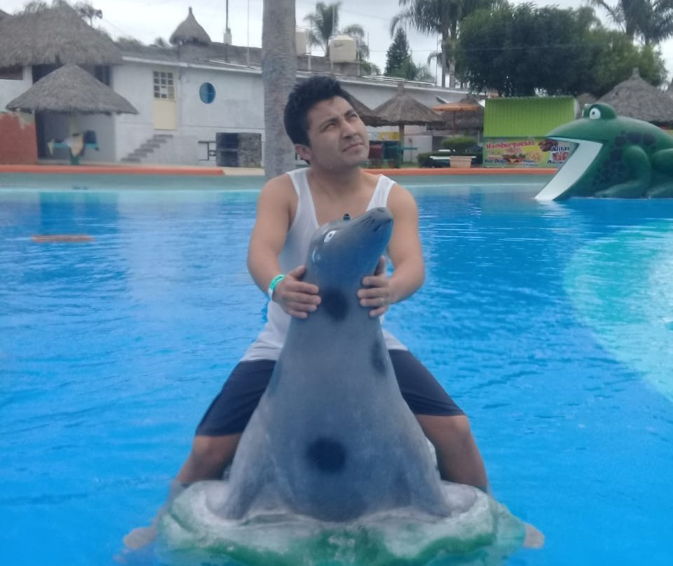 Parque Acuático Dios Padre-伊斯米基尔潘市必去景点