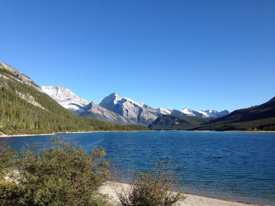 Mount Engadine旅游景点-Spray Lake