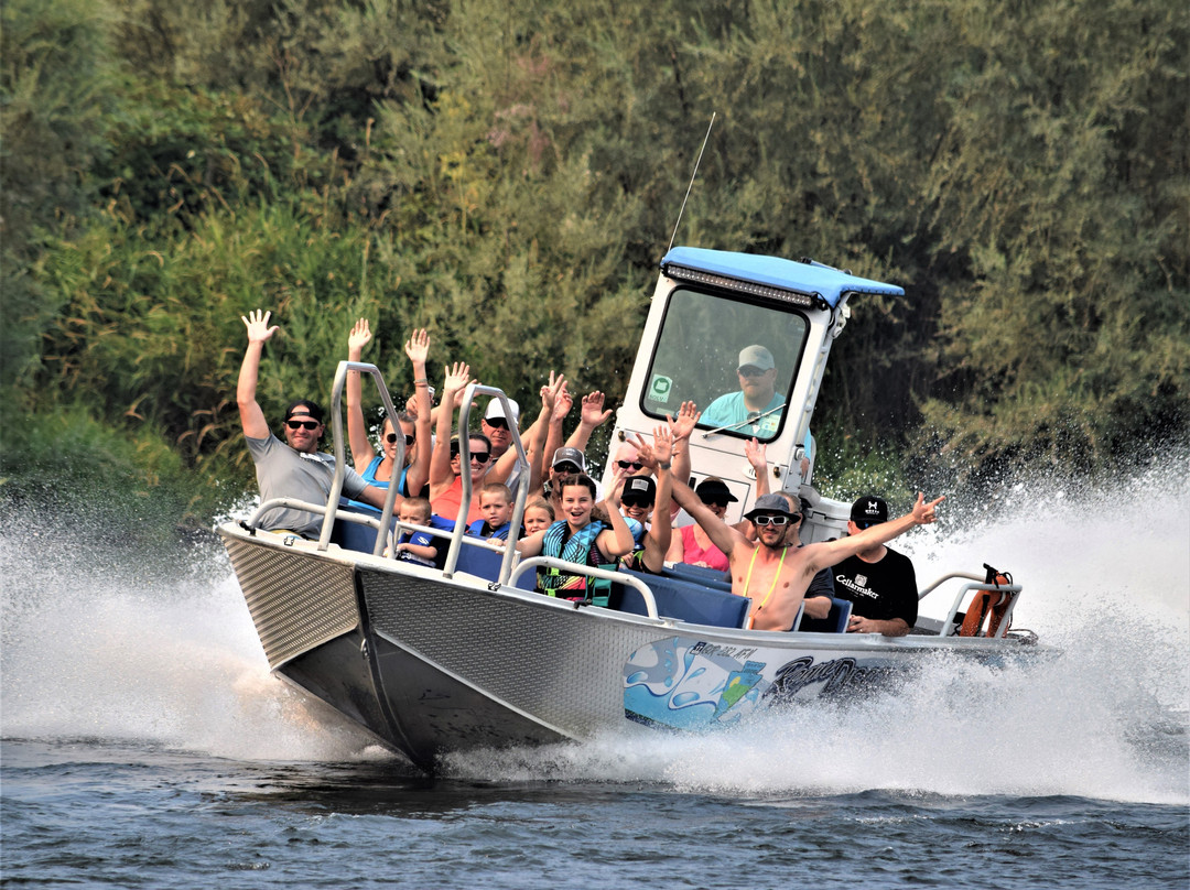Rogue Jet Boat Adventures-Central Point必去景点
