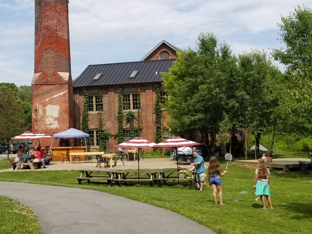 Hockessin旅游景点-Dew Point Brewery