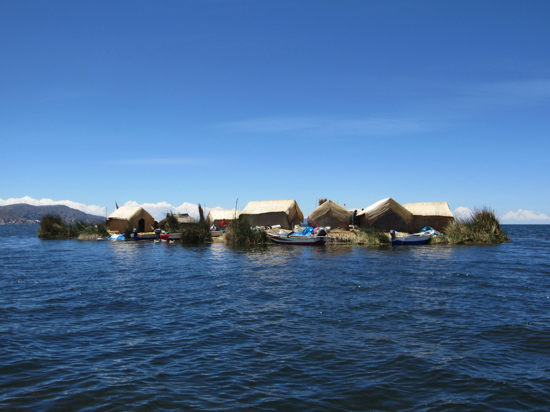 Uros Floating Islands景点图片