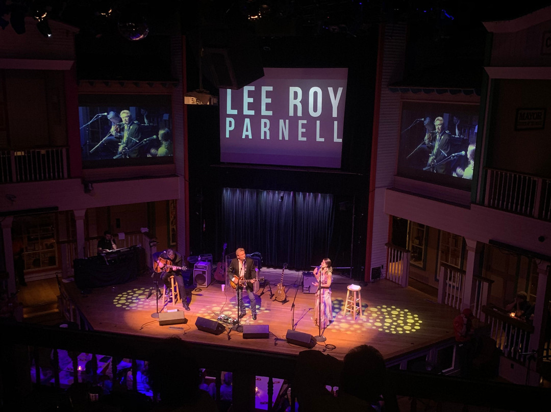 Buck Owens' Crystal Palace-贝克斯菲尔德必去景点