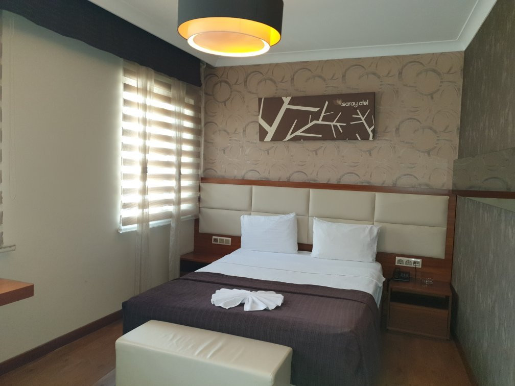 Izmit Saray Hotel