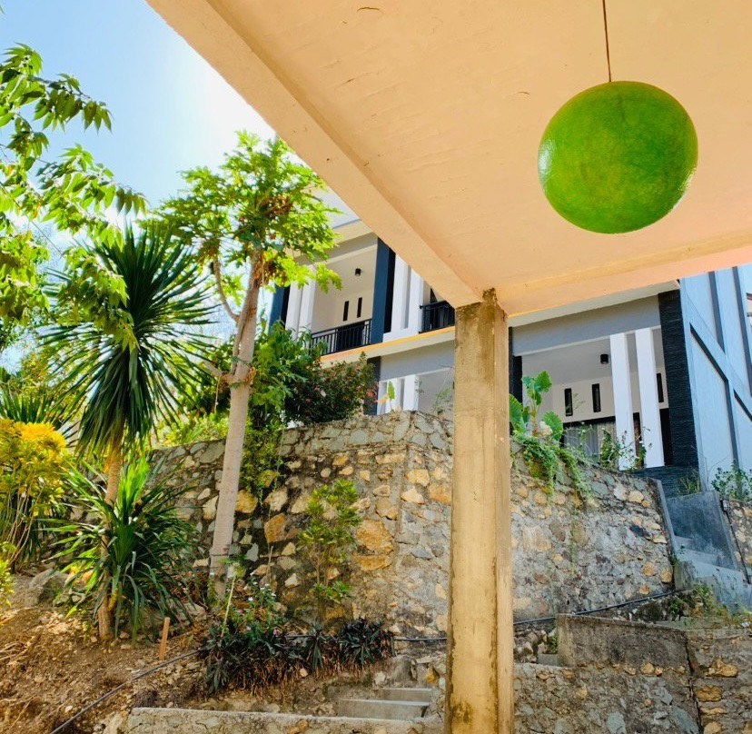 CF Komodo Hotel主图