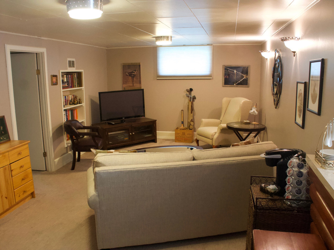 Tree House Bed and Breakfast主图