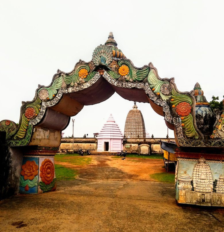Mahima Gadi Temple景点图片