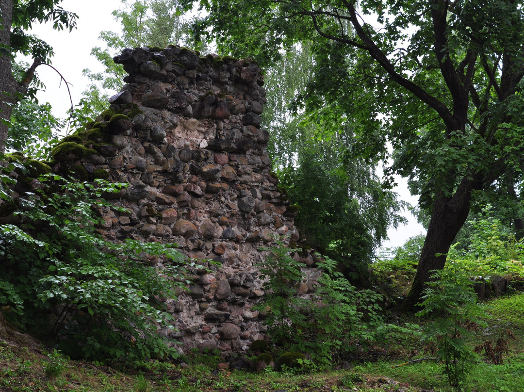 Old Park and Vidusezers-Smiltene必去景点