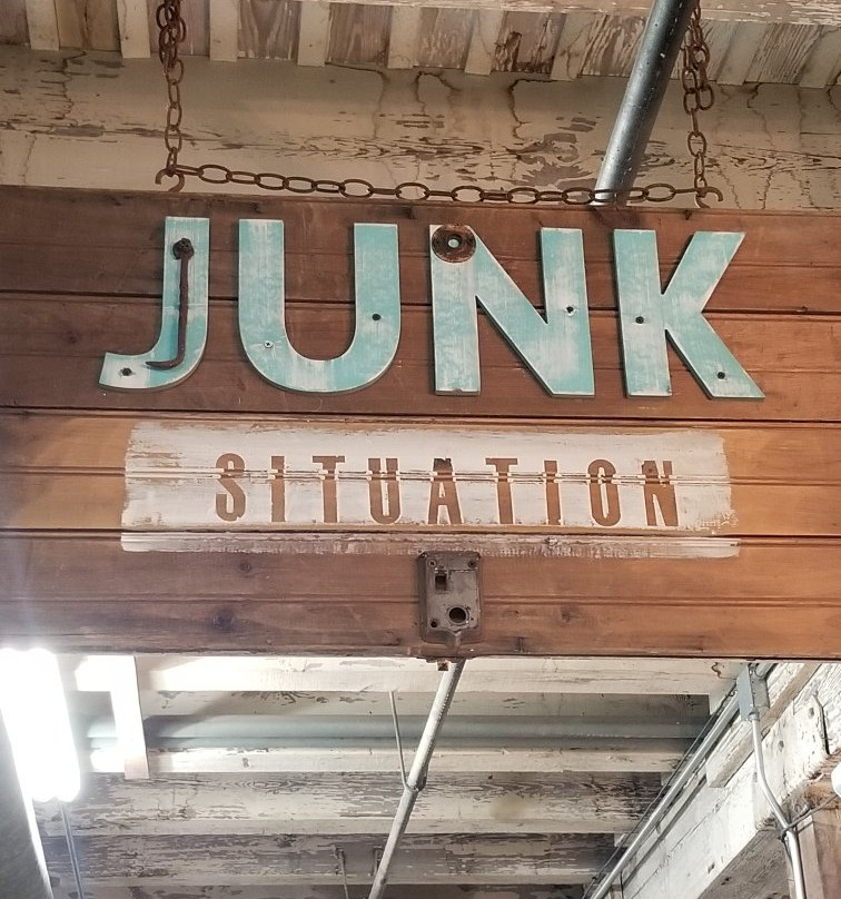 The Original Treasure Mart-科科莫必去景点