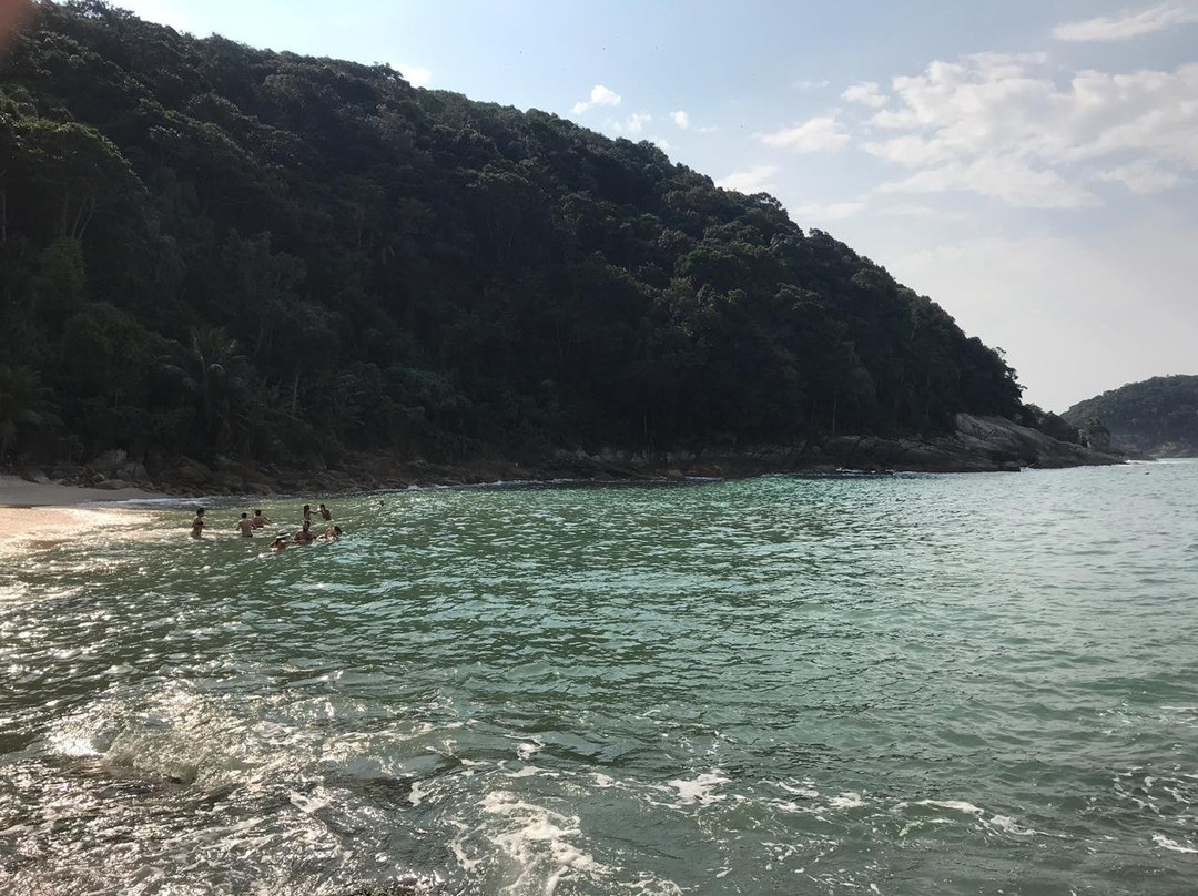 Praia do Éden-瓜鲁雅必去景点