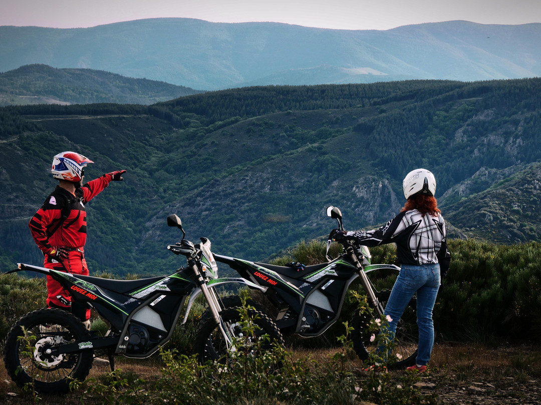 Moto électric Ardèche-Chambonas必去景点