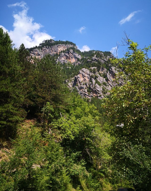 Hinking and day trips at the foot of Mount Olympus-Paralia Skotinis必去景点