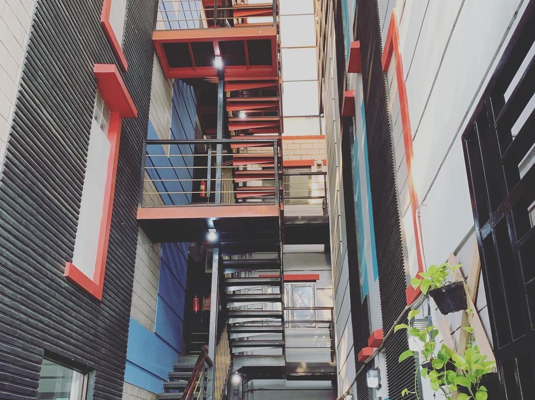 吉纳里公寓主图