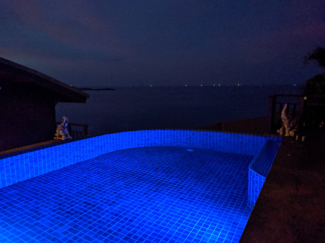 檀香木豪华别墅主图