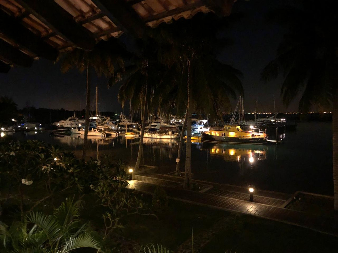 农沙海滨度假村主图