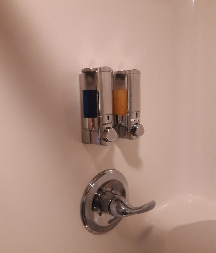 Garner Inn & Suites主图