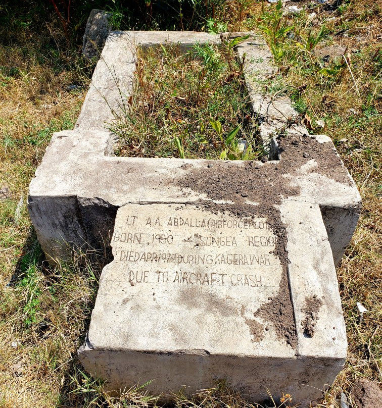 European Cemetery-姆万扎必去景点