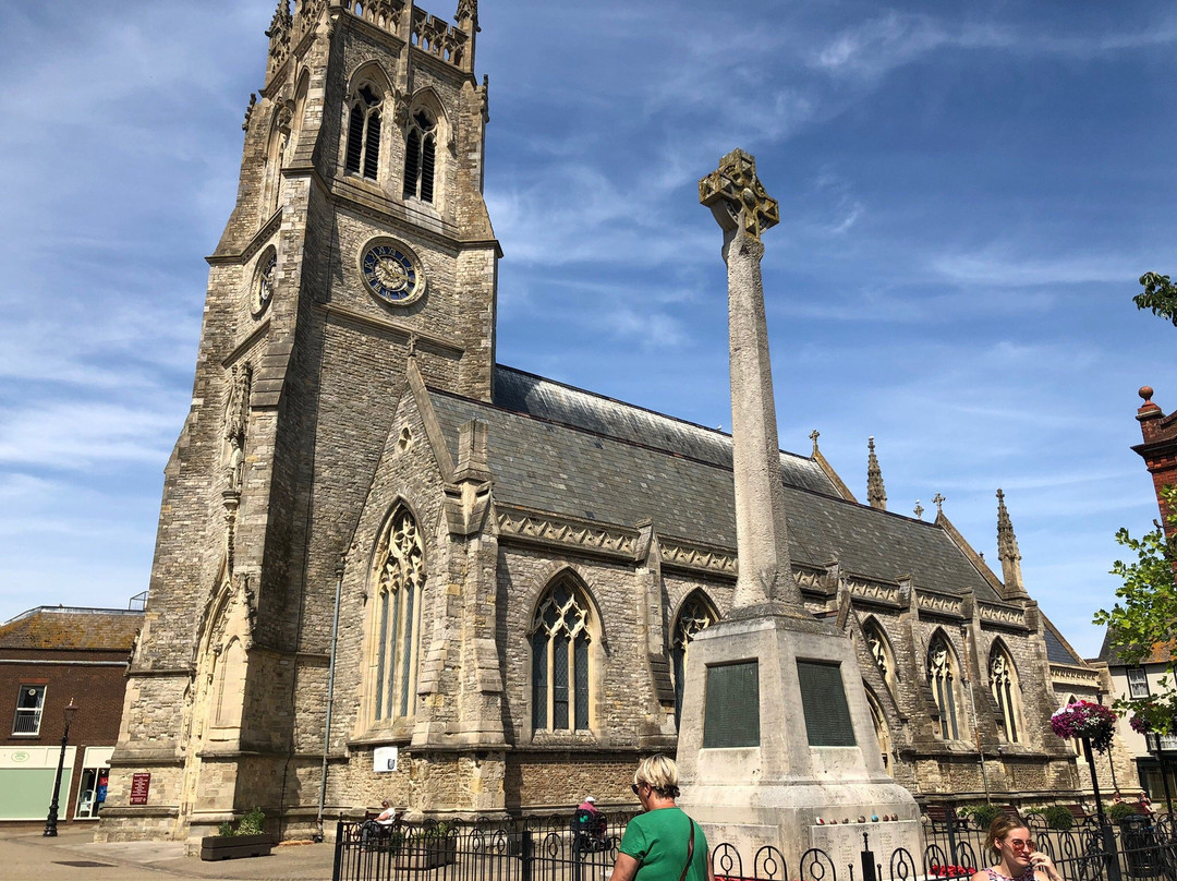 纽波特旅游景点-The Minster Church of St Thomas