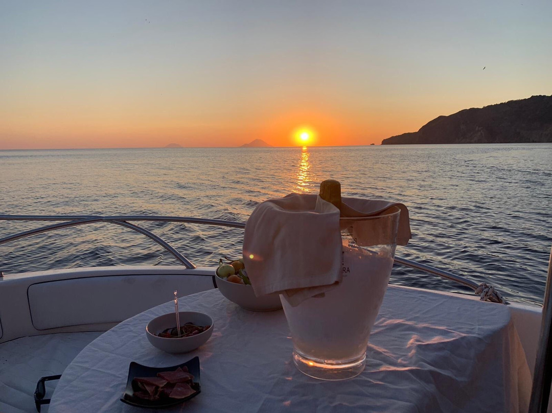 Lipari Boat Experience-利帕里必去景点