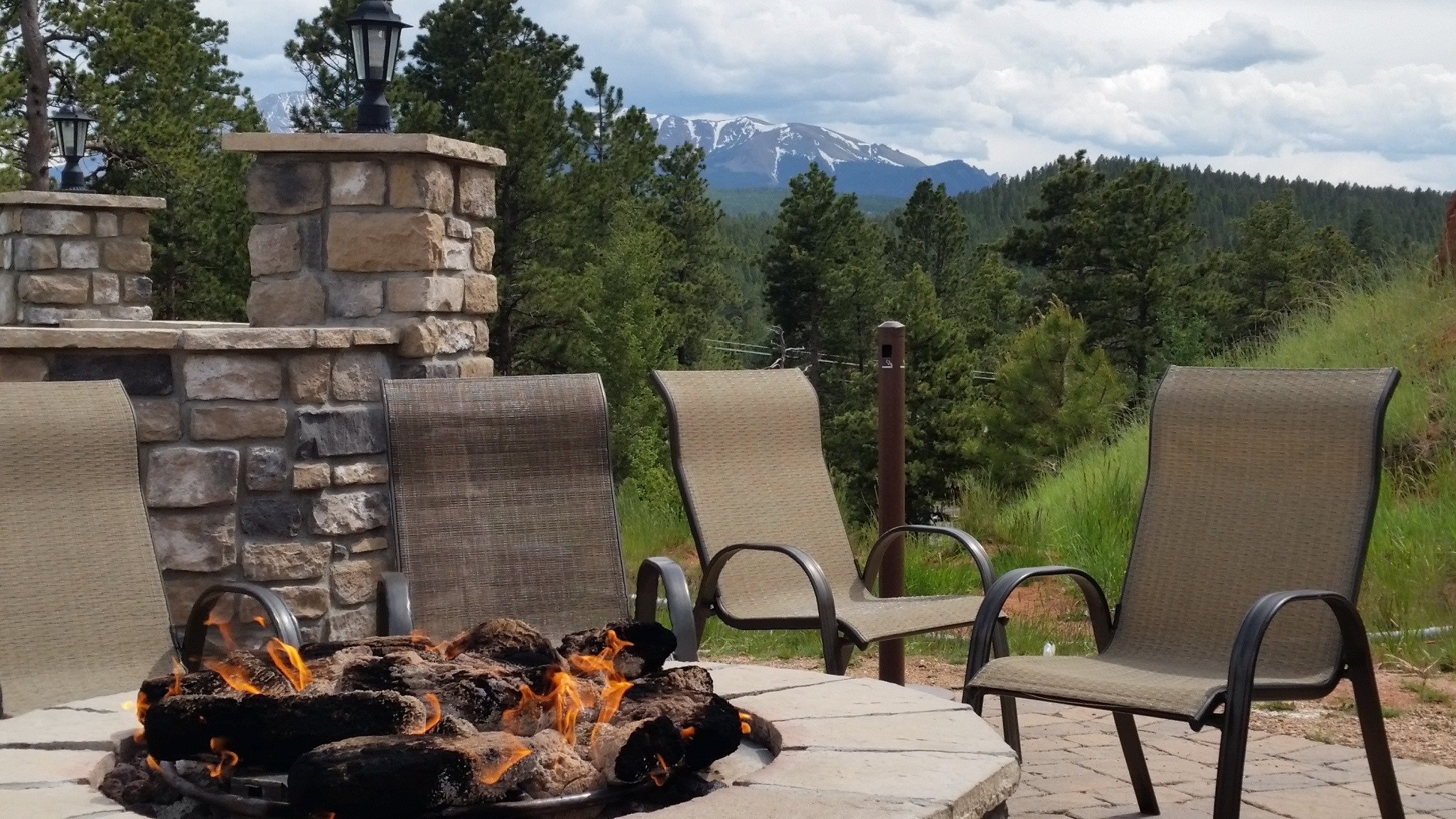 Woodland Park Country Lodge-浴室