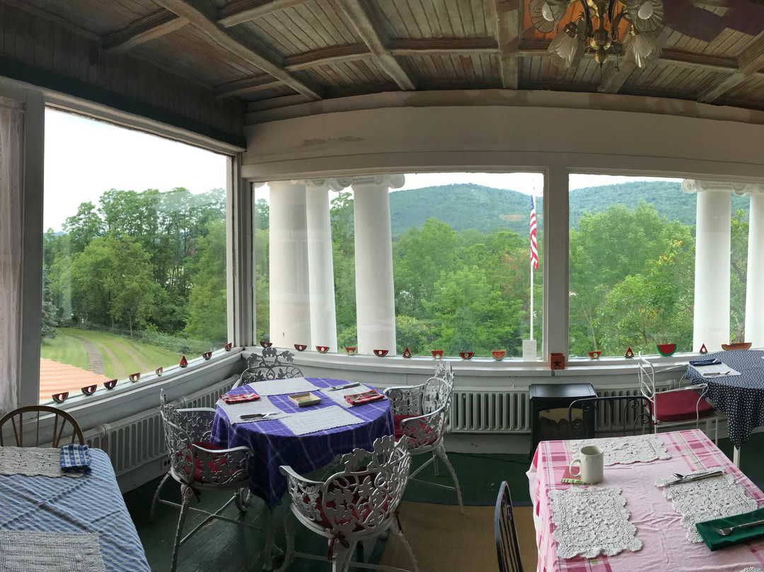 The Sheldon Mansion主图