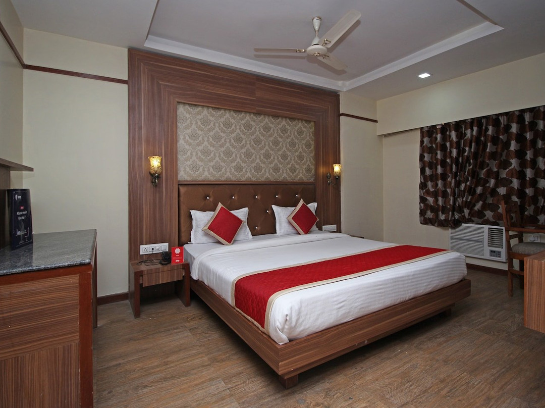 OYO 1623 Hotel JS Regency主图