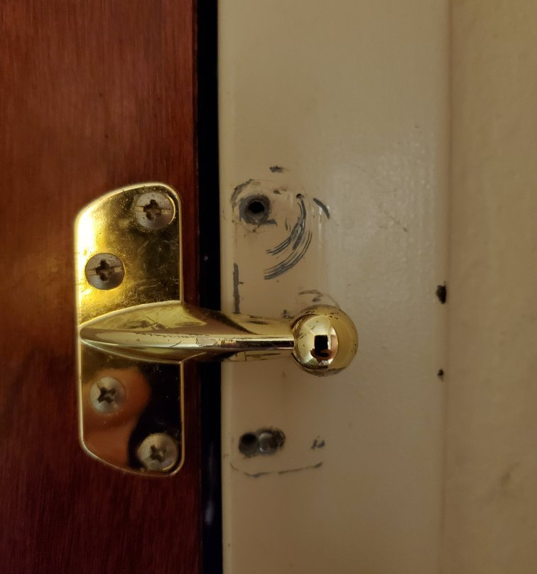 麦迪逊维尔贝蒙特套房酒店主图