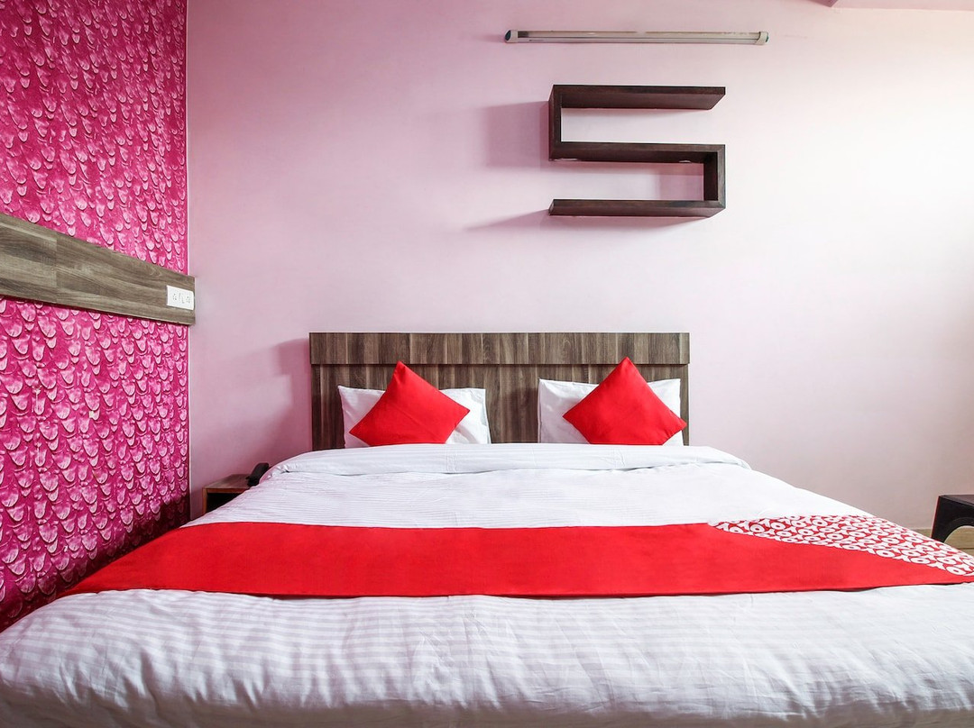 OYO 24075 Galaxy Guest House主图