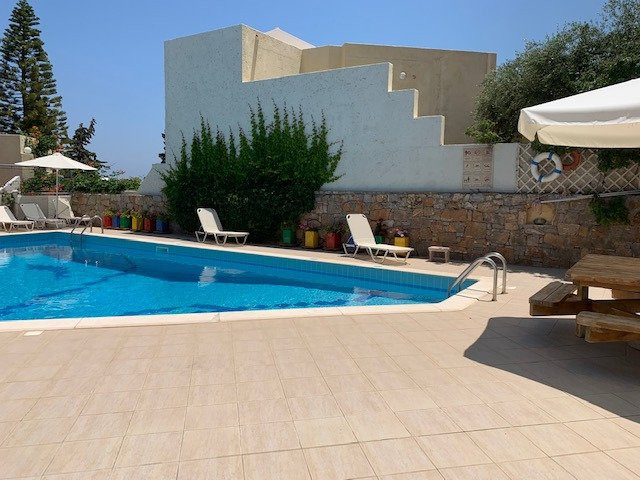 洛卡斯缇别墅酒店主图