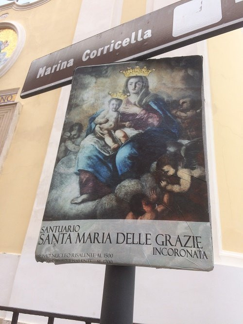 Santuario S. Maria delle Grazie Incoronata-普罗奇达必去景点