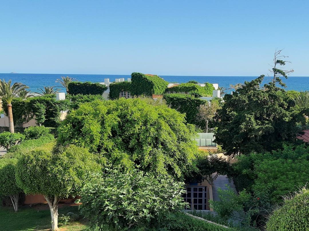 Anissa Beach & Village Hotel主图