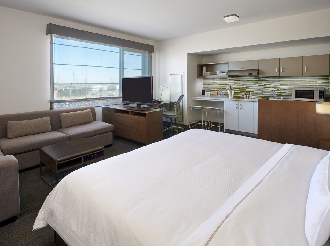 Element Vaughan Southwest主图