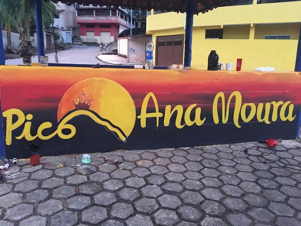 Ana Moura Peak景点图片
