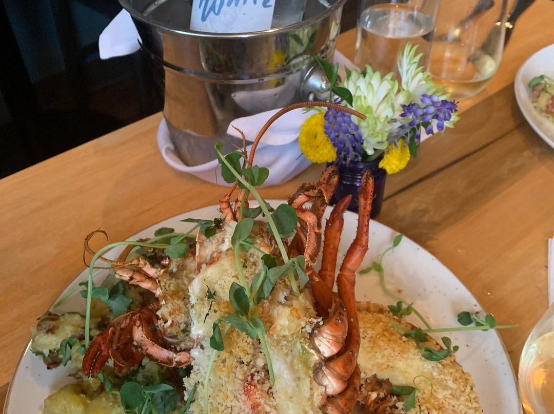 Tide and Vine Oyster House (尼亚加拉大瀑布)餐厅/美食点评 餐厅地址/餐厅电话/餐厅周边信息/餐厅推荐菜