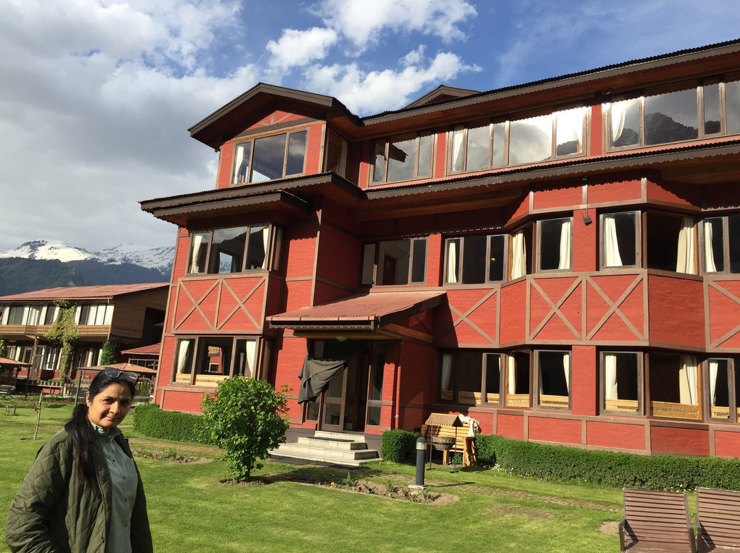 Pahalgam Hotel主图
