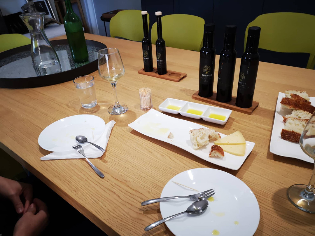 Garden of Eden-olive oil tasting景点图片