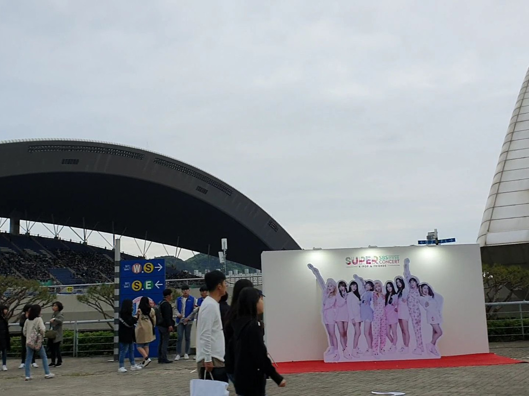 World Cup Stadium-光州必去景点