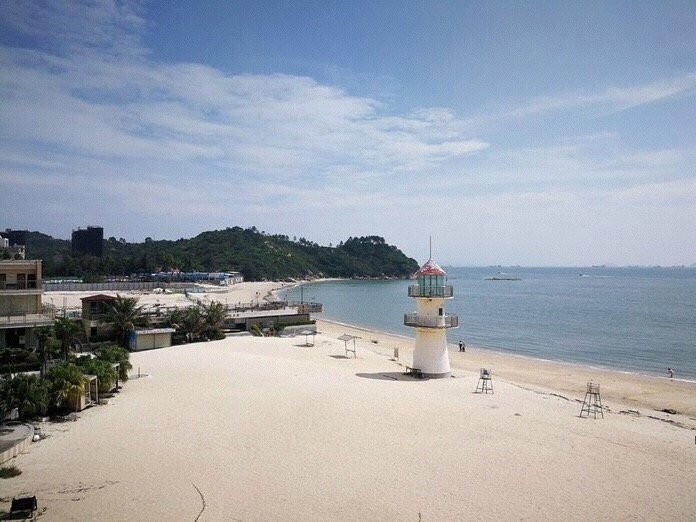 海王子金色沙滩度假酒店主图