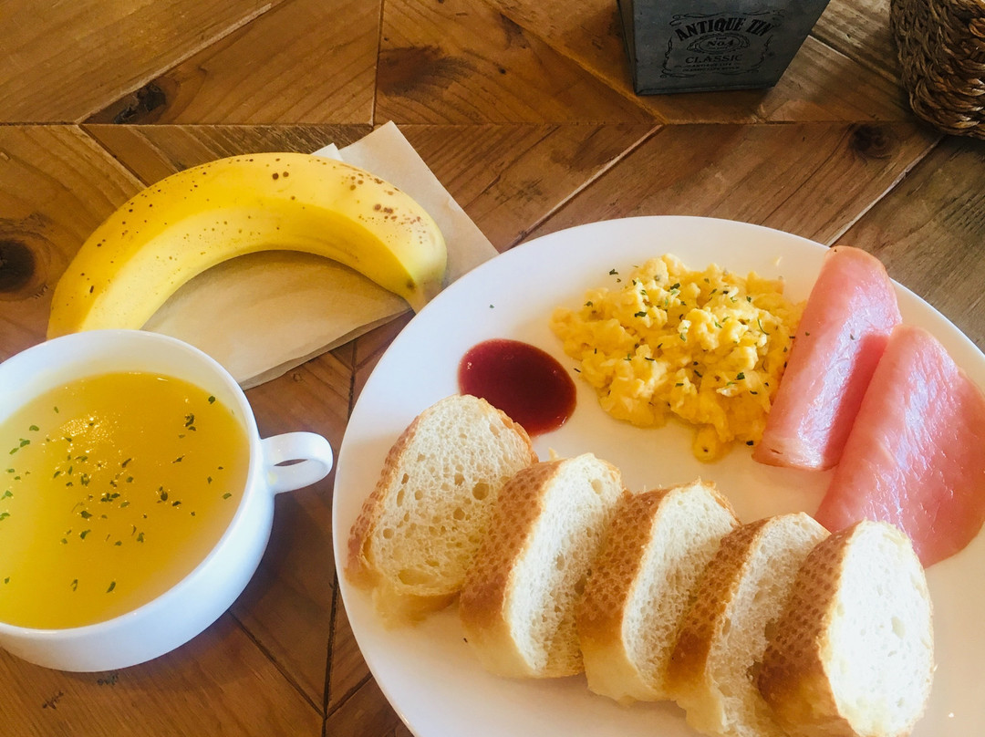 美国日落酒店主图