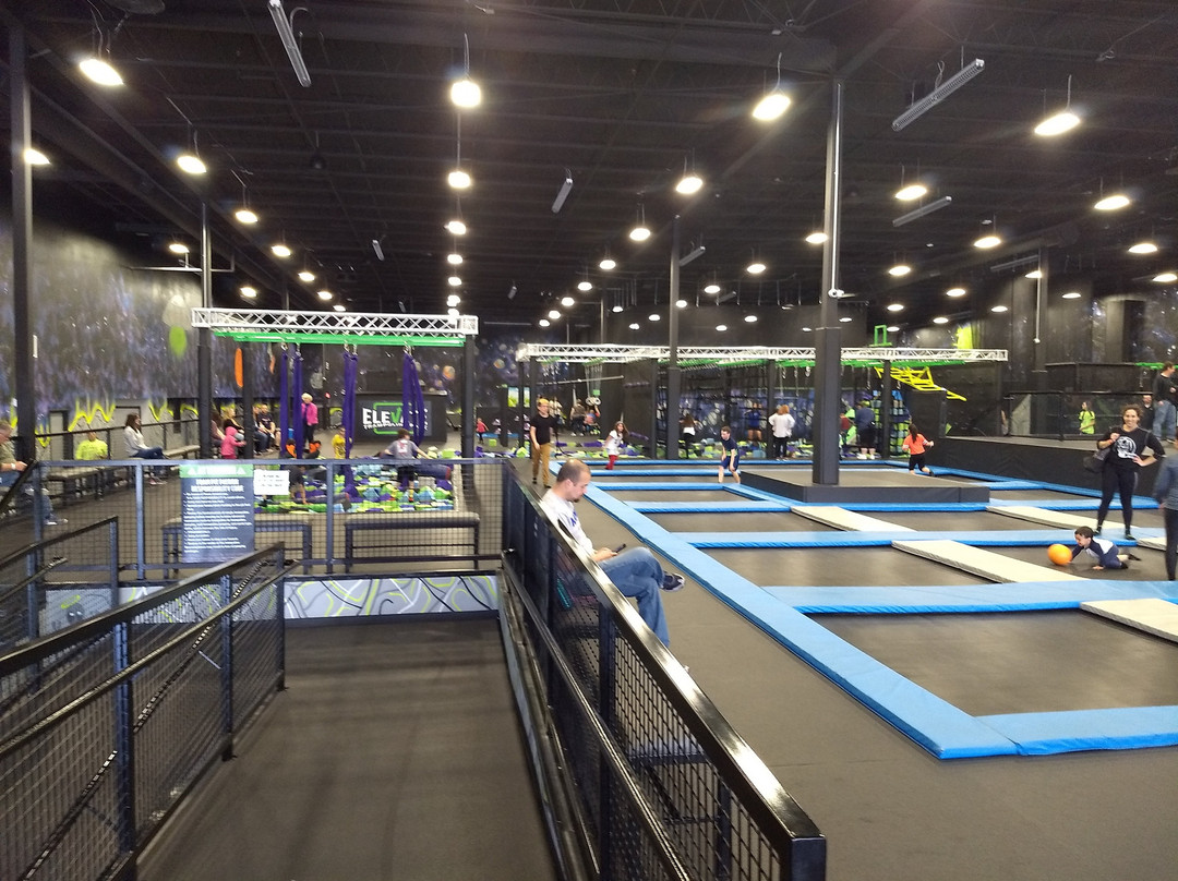 Elevate Trampoline Park景点图片