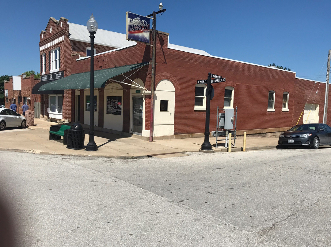 Jonesburg餐馆和美食-Downtown Grill And Bar