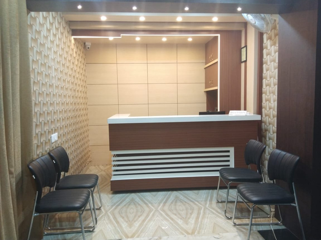 Hotel White House主图