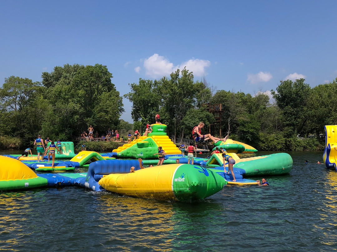 Waterworld Parc Aquatique Gonflable-Puget-sur-Argens必去景点