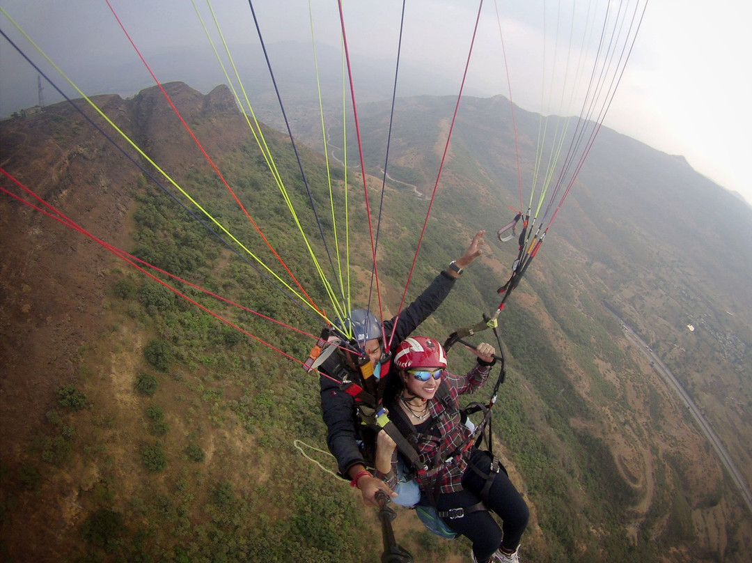 Paragliding Mantra景点图片